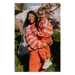 Yuki – Gestreifter Pullover aus Bio-Baumwolle | Orange