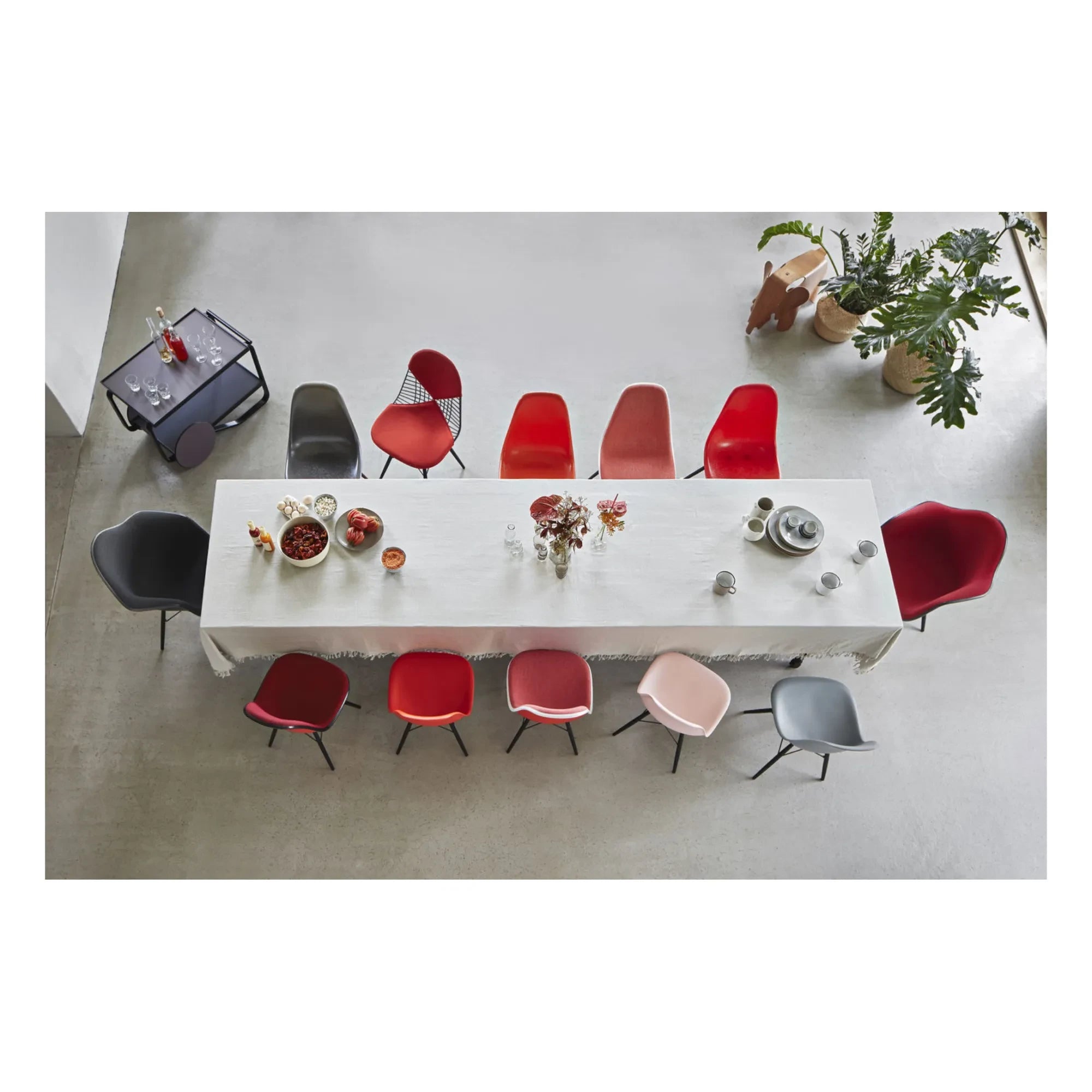 Vitra - DSW Stuhl Kunststoff - Ahorn Untergestell - Charles & Ray Eames | Mohnrot