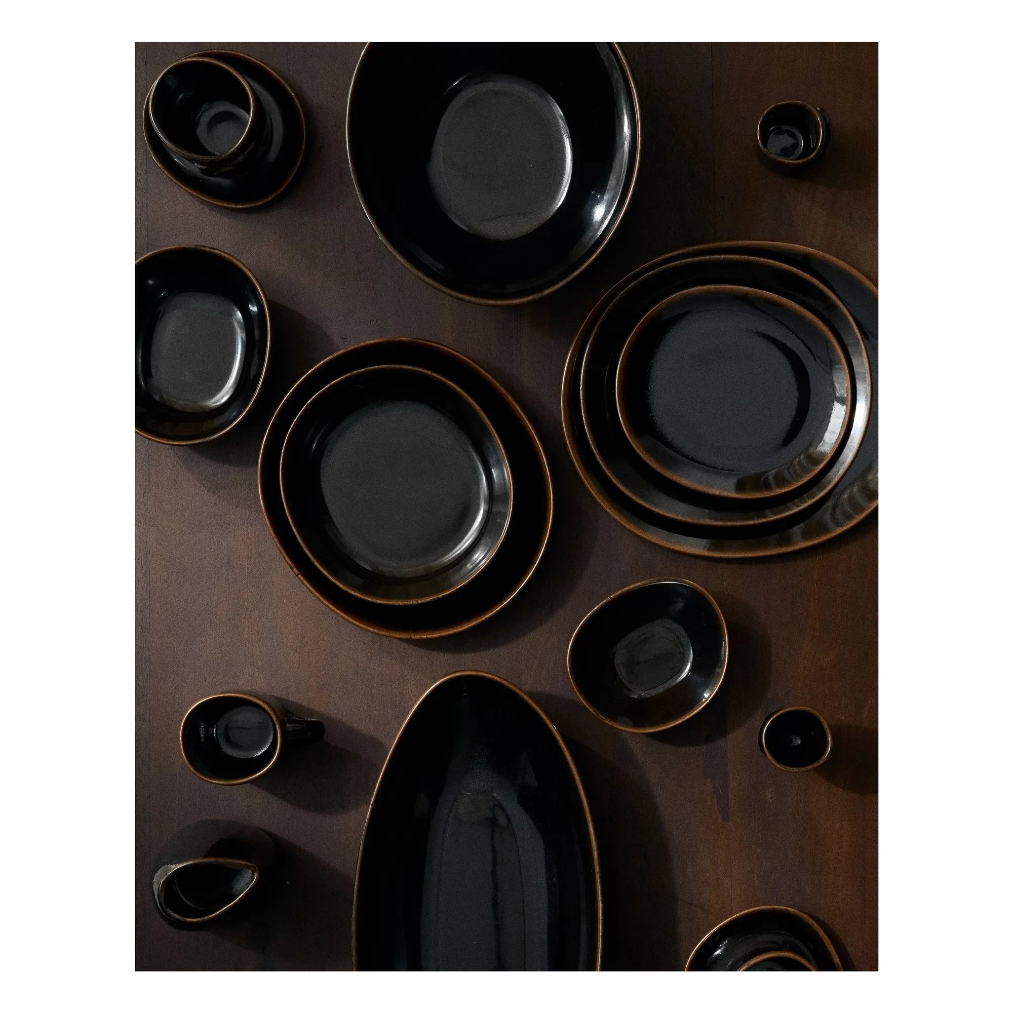 Serax - Out of Lines Teller, Uncharted - 2er Set | Braun
