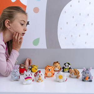 Legami - Hen Pelüş Oyuncak Anahtarlık - Tiny Süper Yumuşak!