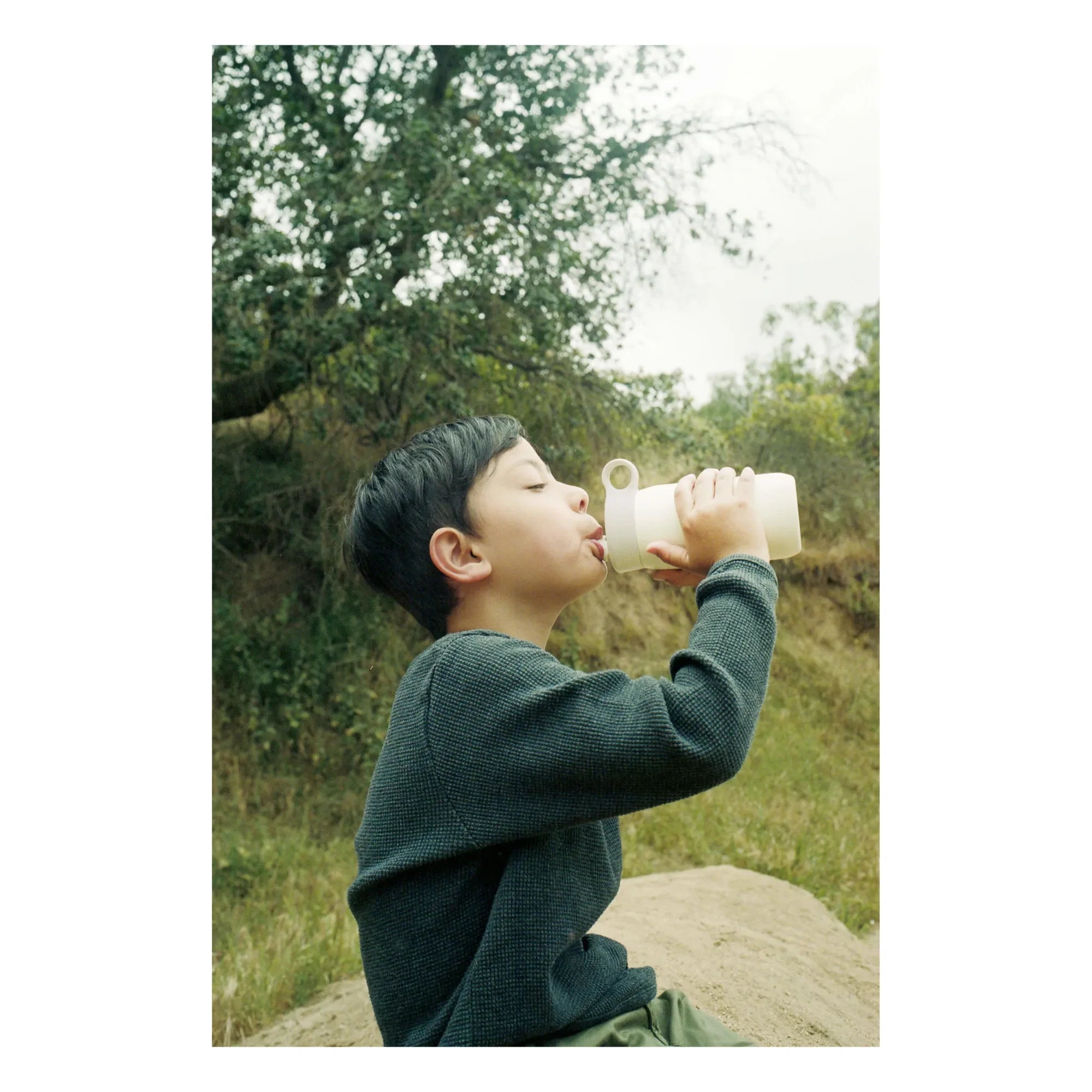 Kinto - Play Tumbler Kinder-Trinkflasche - 300 ml | Weiß