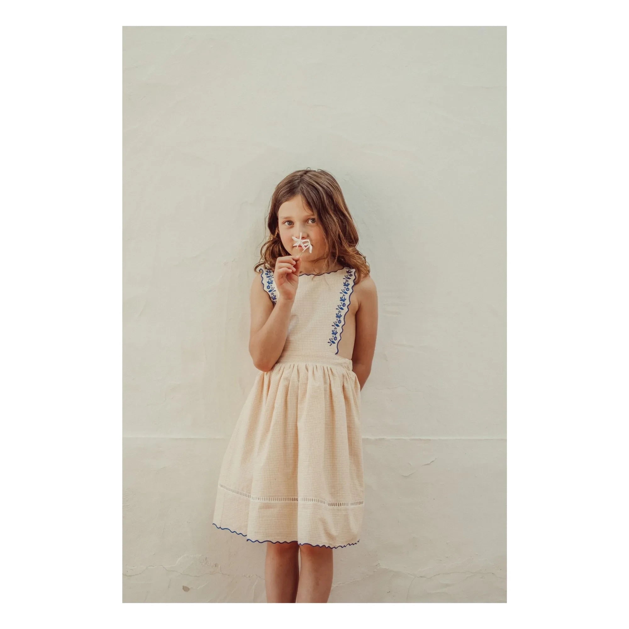 THE LiTTLE POETS - Teresa Carreaux Besticktes Kleid | Blassgelb