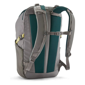 Patagonia - Refugio Tagesrucksack 30L Recycelter Faser Rucksack | Grau
