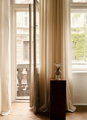 Olsson & Jensen - Stria Bodenvase | Latte