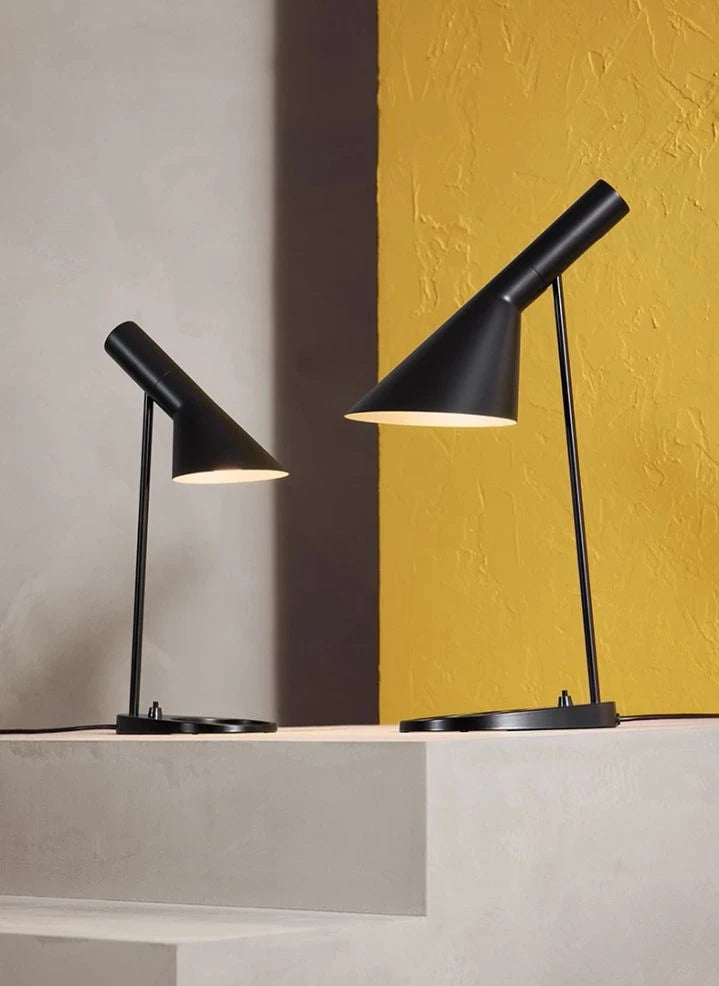 Louis Poulsen - AJ Mini Tischlampe, Louis Poulsen | Schwarz