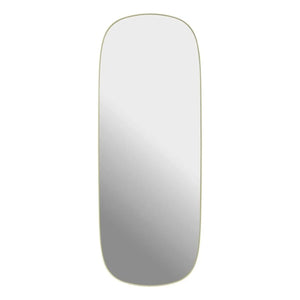 Muuto - Gerahmter Spiegel 118x44.5 cm | Blassgelb