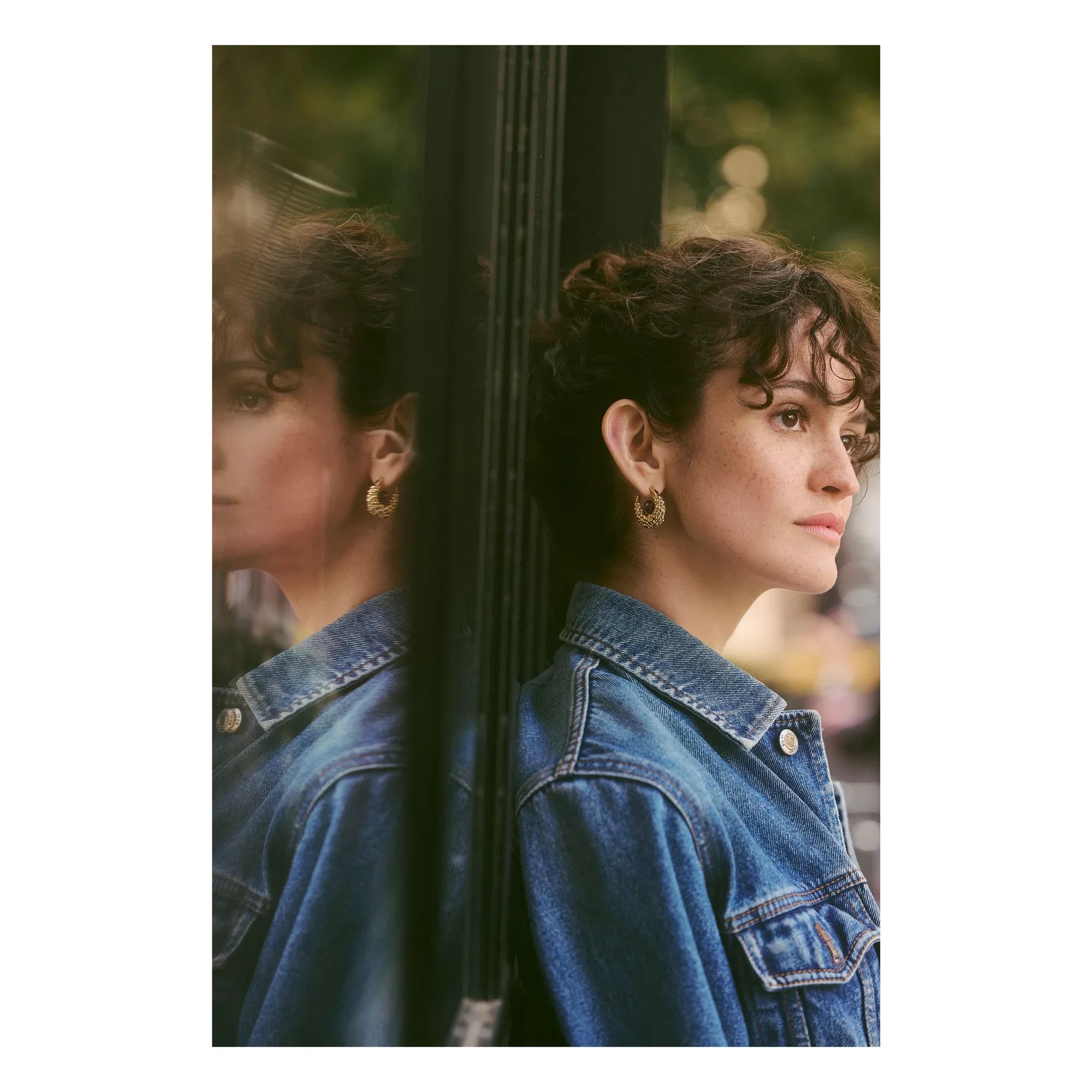 Louise Damas - Josephine Küpeler | Gold