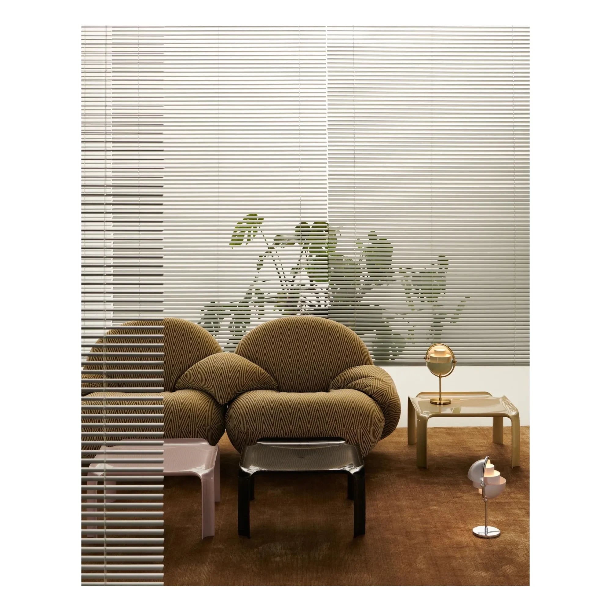 Gubi - T877 Couchtisch, Pierre Paulin | Schwarz