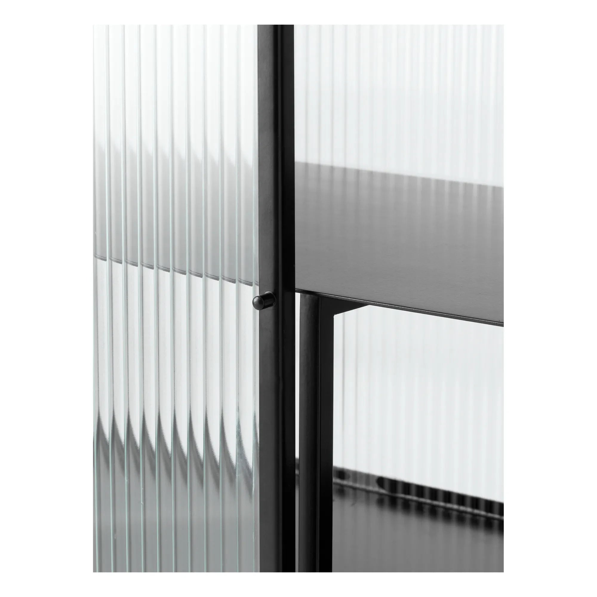 Ferm Living - Haze Gestreifte Glas- und Metallkonsole | Schwarz
