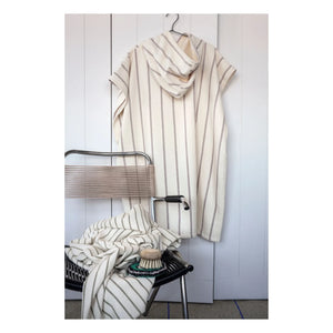 La cerise sur le gâteau - Poncho Marina | Lila