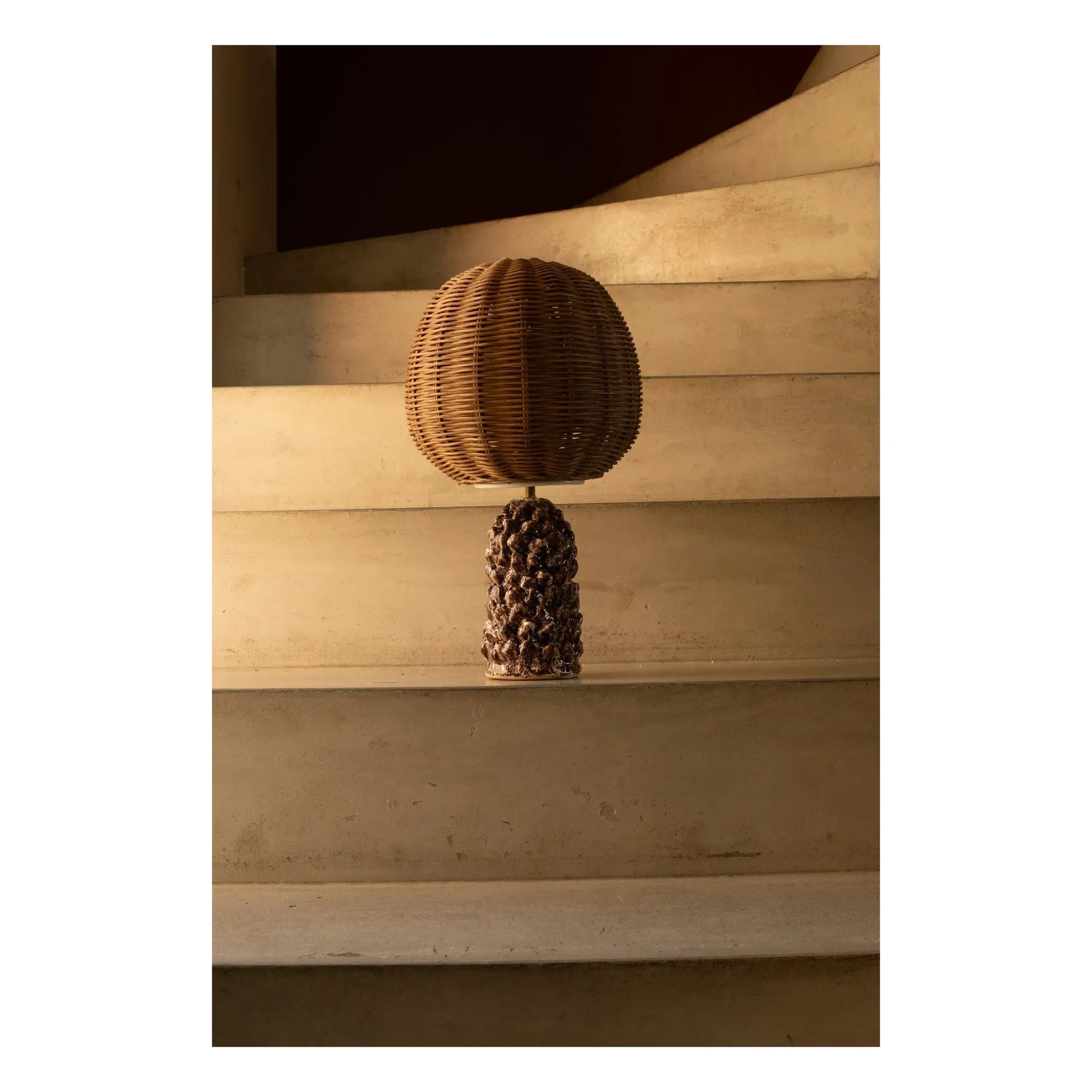 Honoré - Gül Tischlampe | Braun