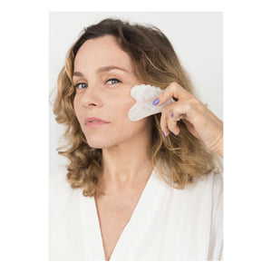 Sentara - Weiße Jade Herzförmiger Gua Sha