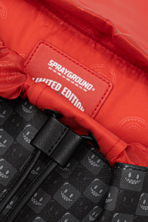 Sprayground - Schwarzer Rucksack mit Haifischen in Paris 910B9311NSZ