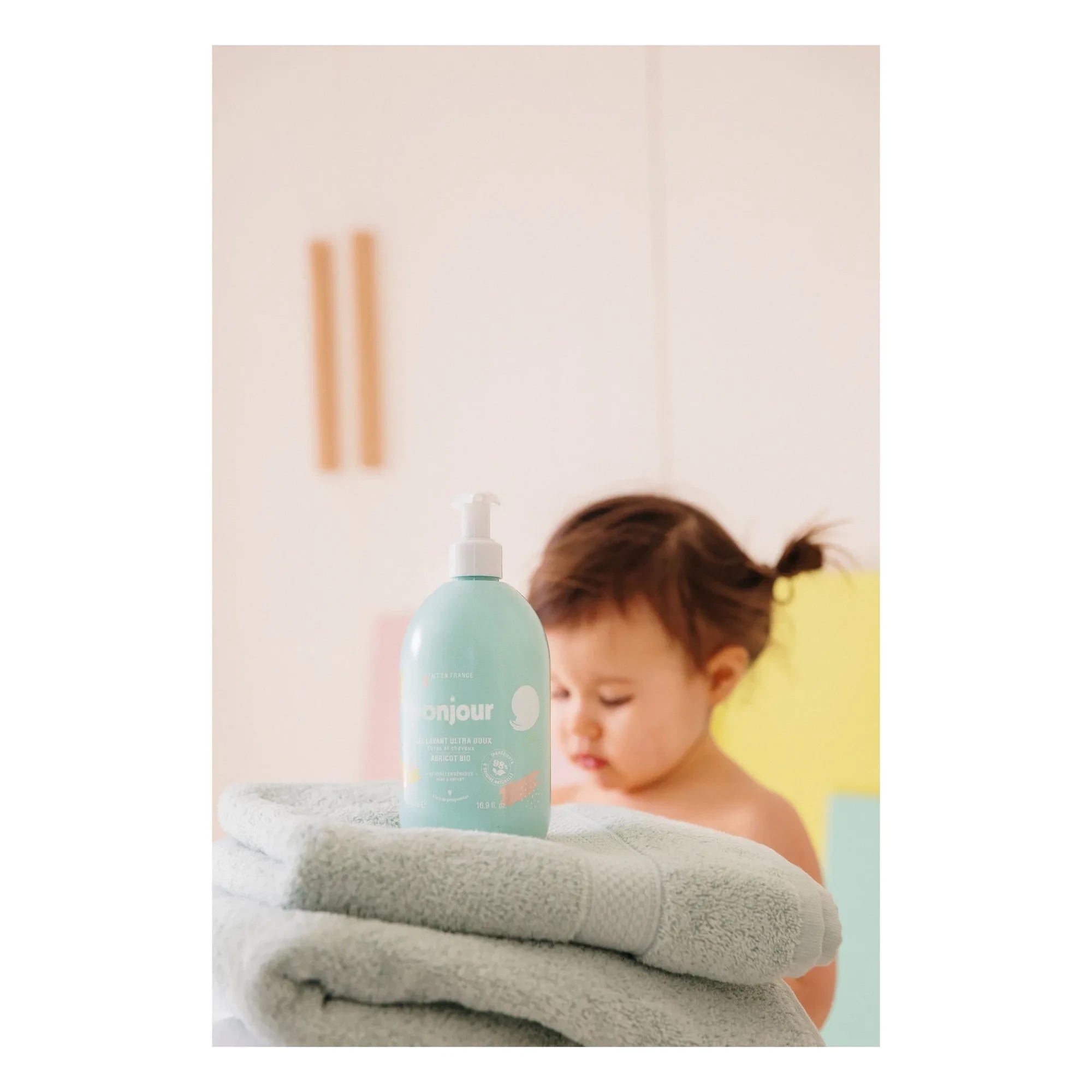 Monjour - Ultra Sanftes Haar- und Körpershampoo - 500 ml