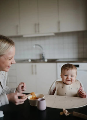 Mushie - Silikon Babybecher | Flieder