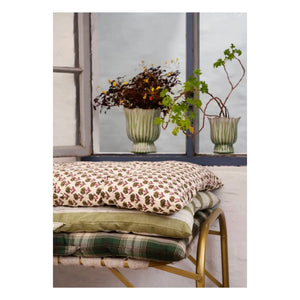 Madam Stoltz - Baumwoll-Teppich mit Blumenmuster | Creme