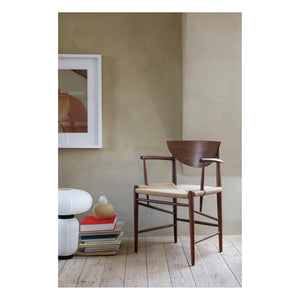 & Tradition - Kollu HM4 Wooden Chair | Walnut