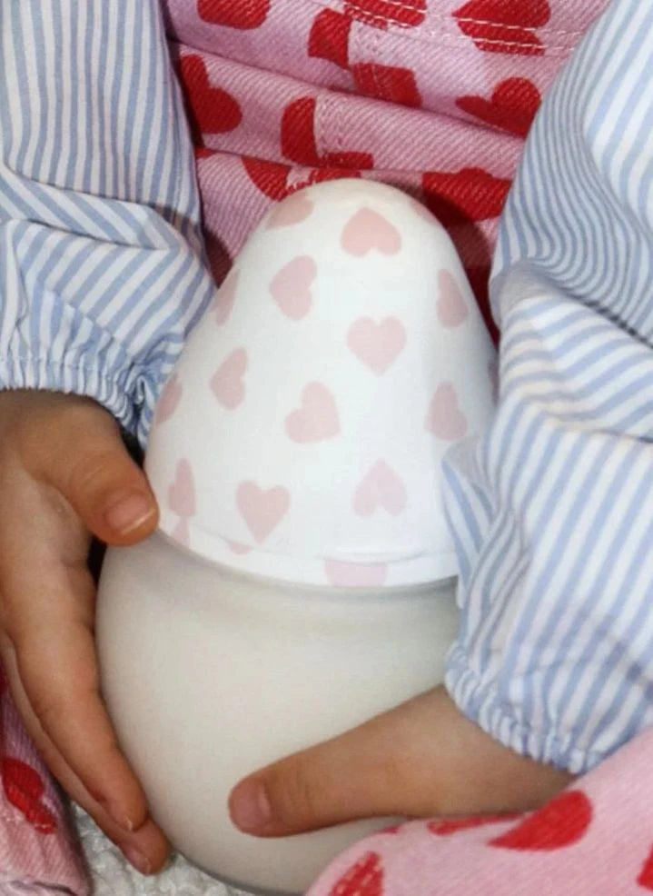 Elhée - Babyflasche aus medizinischem Silikon, mit ergonomischem Sauger "Herzen" | Hellrosa