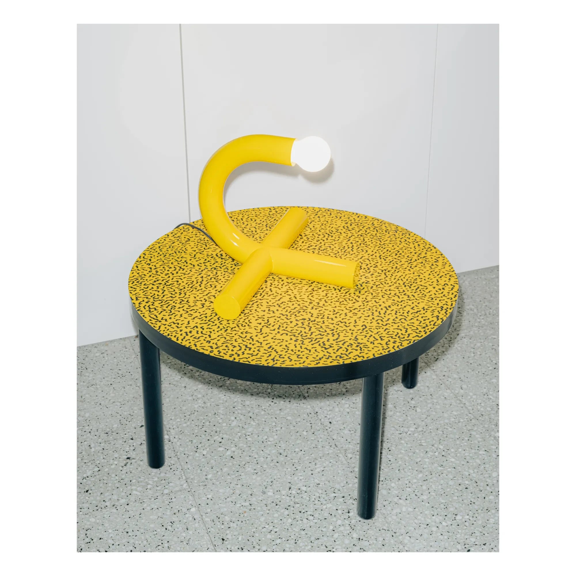 Valerie Objects - La Tre Tischleuchte | Gelb