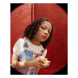 Goldie + Ace – T-Shirt mit Rüschenkragen | Weiß