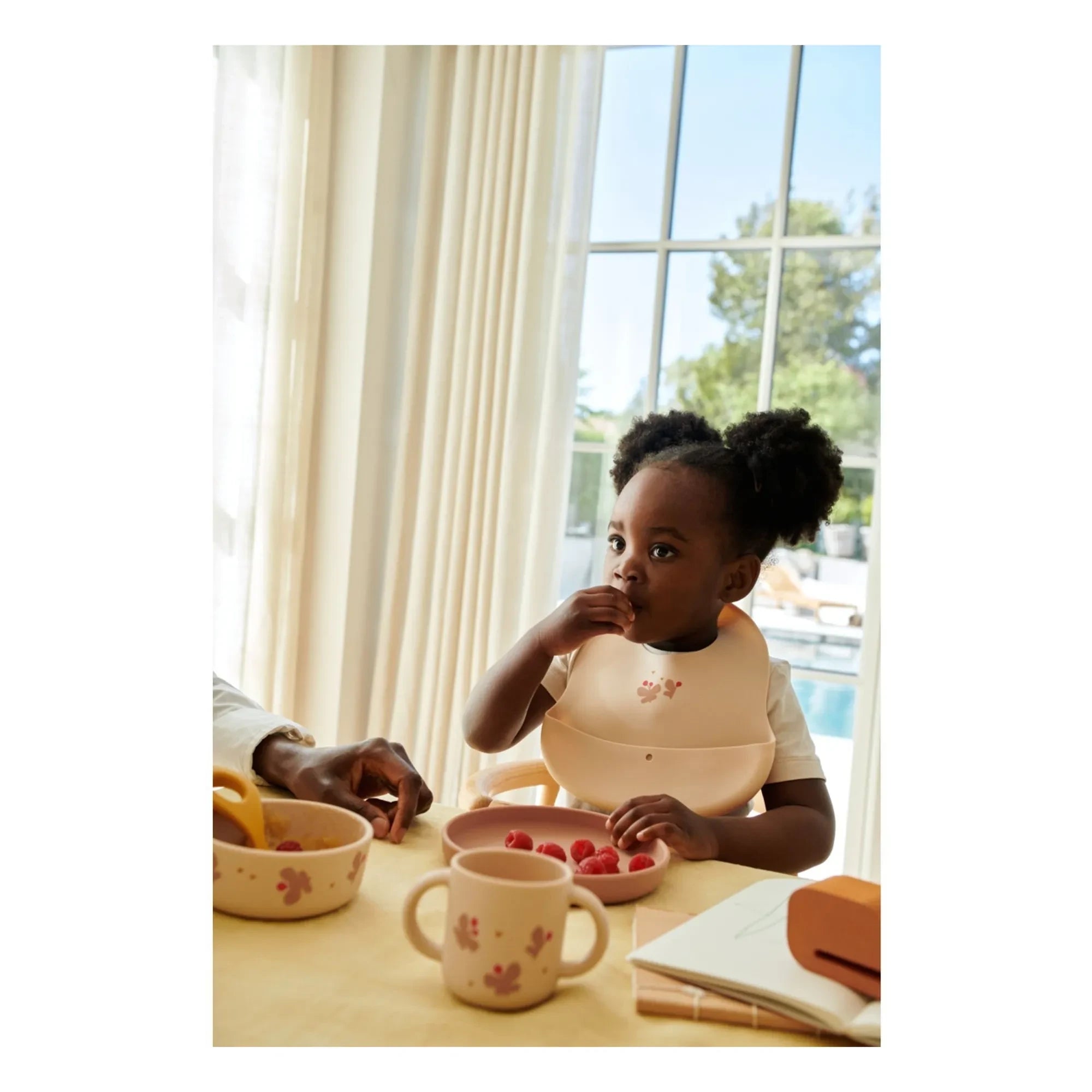 Liewood - Ember Silikon-Lätzchen - 2er-Set | Mini Butterfly/Apple blossom