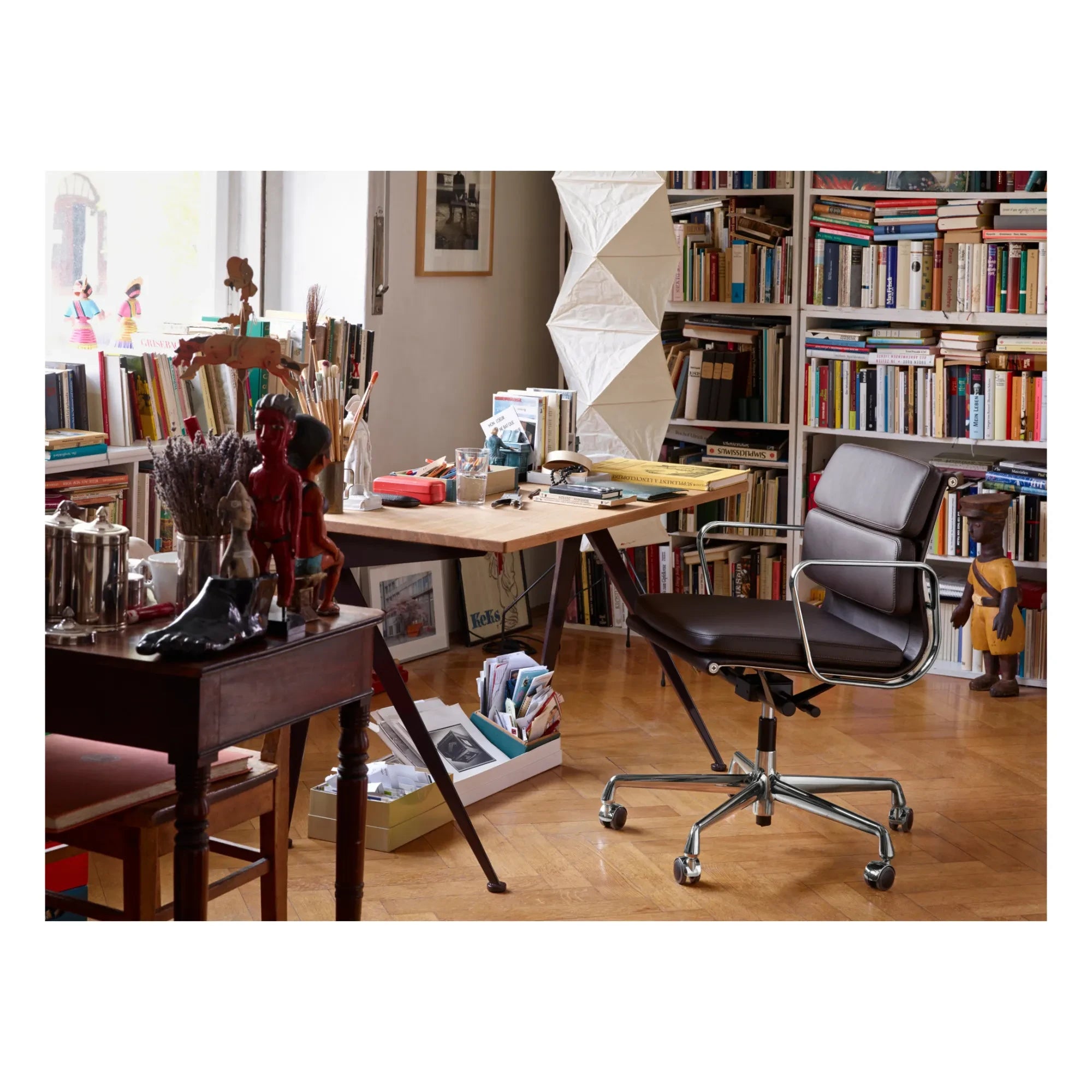 Vitra - EA 217 Soft Pad Ledersessel | Schwarz