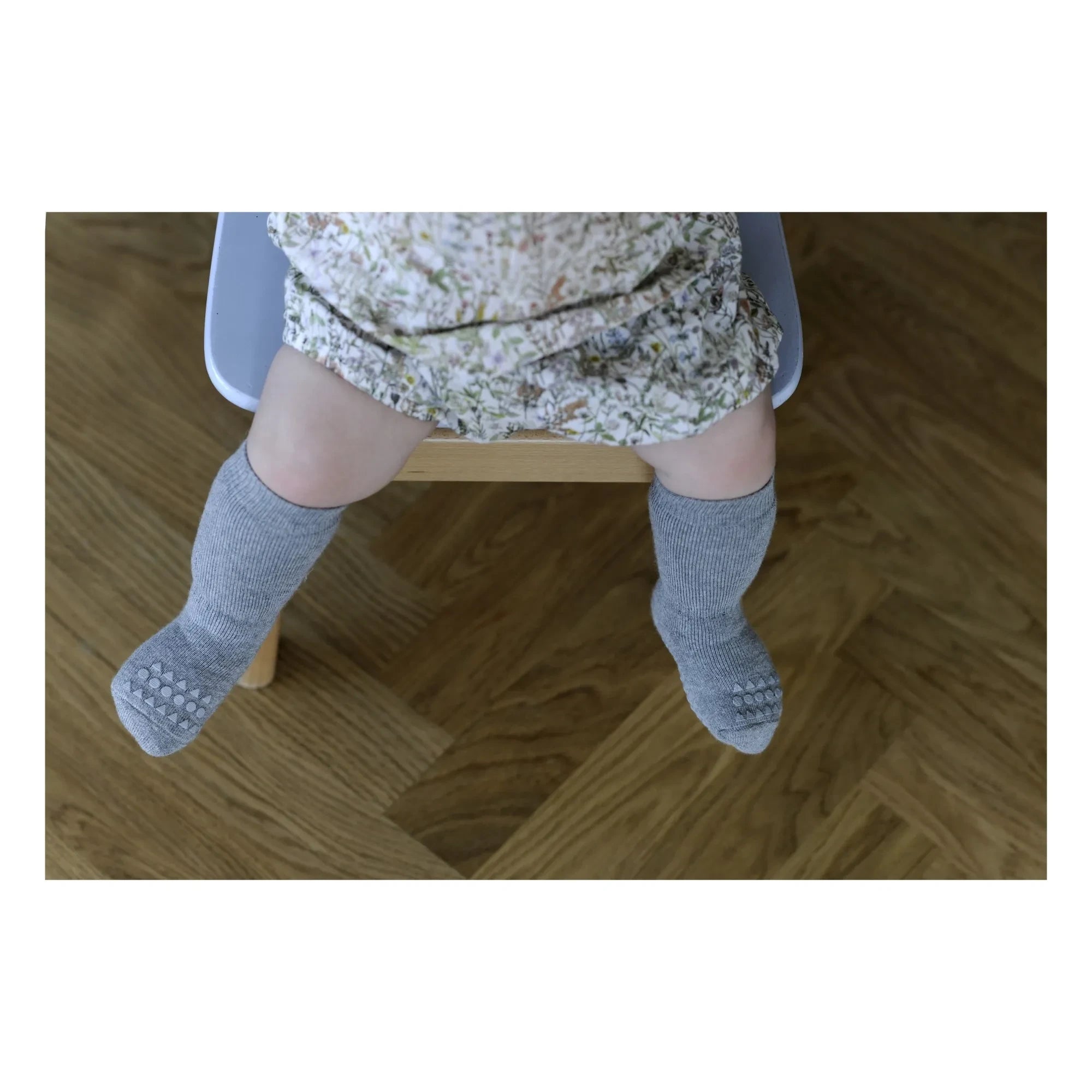 GOBABYGO - Rutschfeste Baumwollsocken | Grau