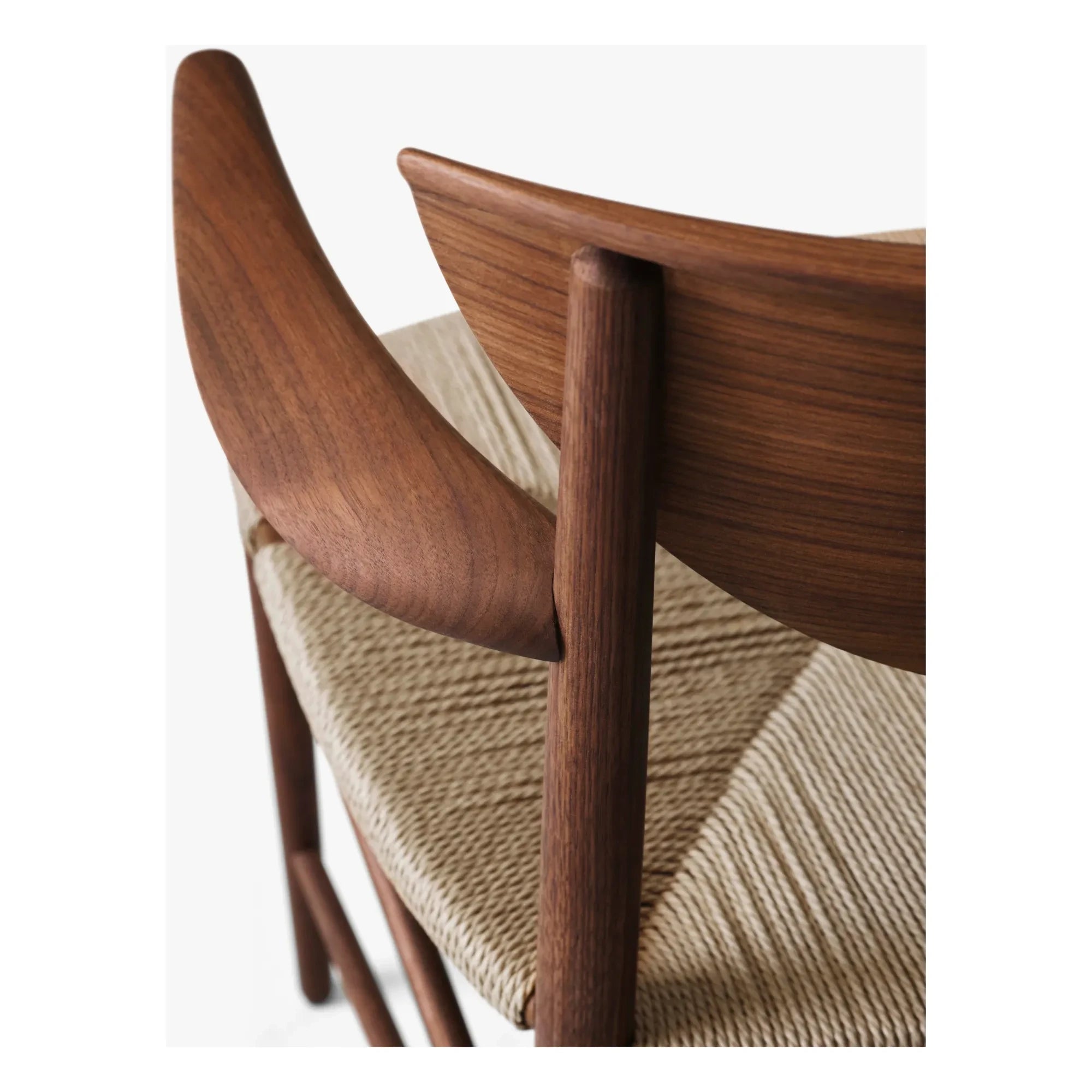 & Tradition - Kollu HM4 Wooden Chair | Walnut