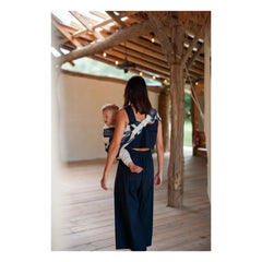 Mama Hangs - Carry & Walk Babytrage | Indigo