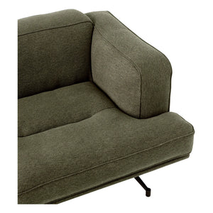 & Tradition - Inland AV22 2-Sitzer Sofa, Schwarzer Sockel | Khaki