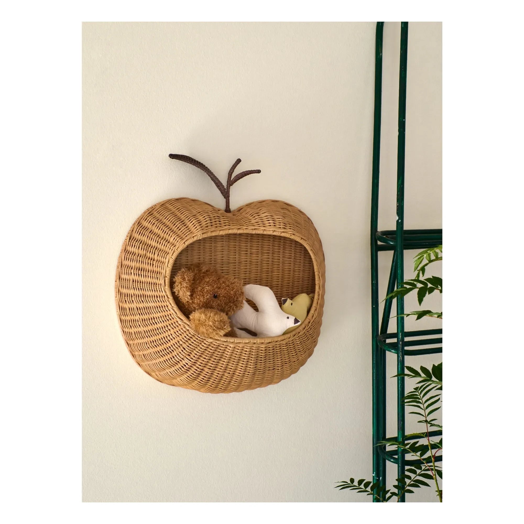 Ferm Living Kids - Wandkorb Apfel