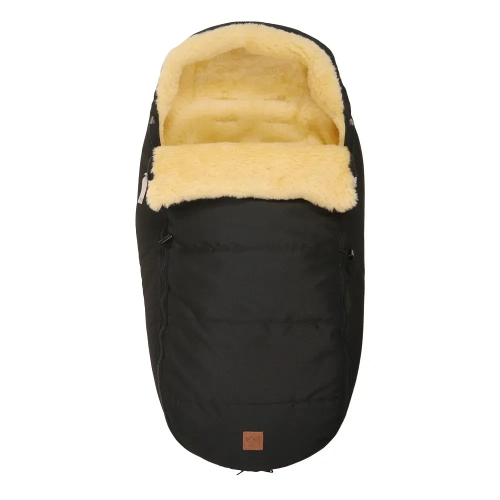 Kaiser - Premium Lammfellfußsack | Schwarz