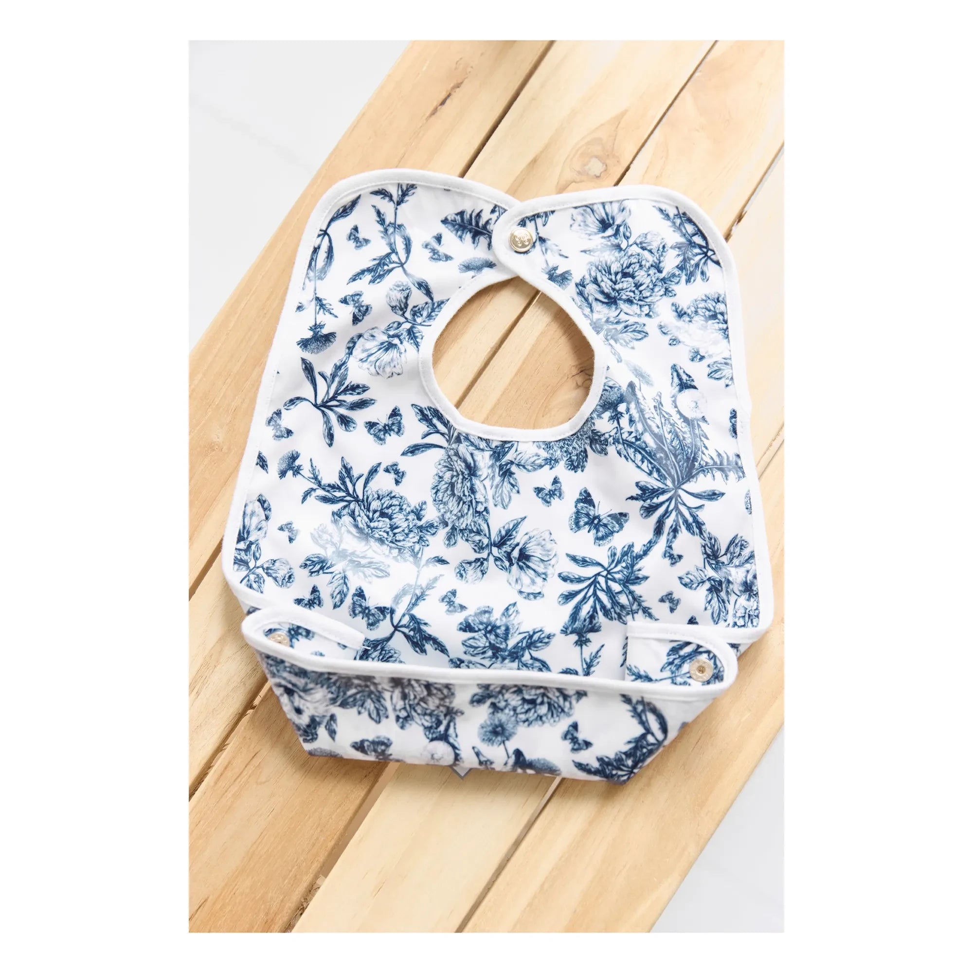 Tartine et Chocolat - Toile de Jouy Lätzchen | Marineblau