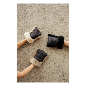 BINIBAMBA - Lammfell-Kinderwagenhandschuhe | Toast