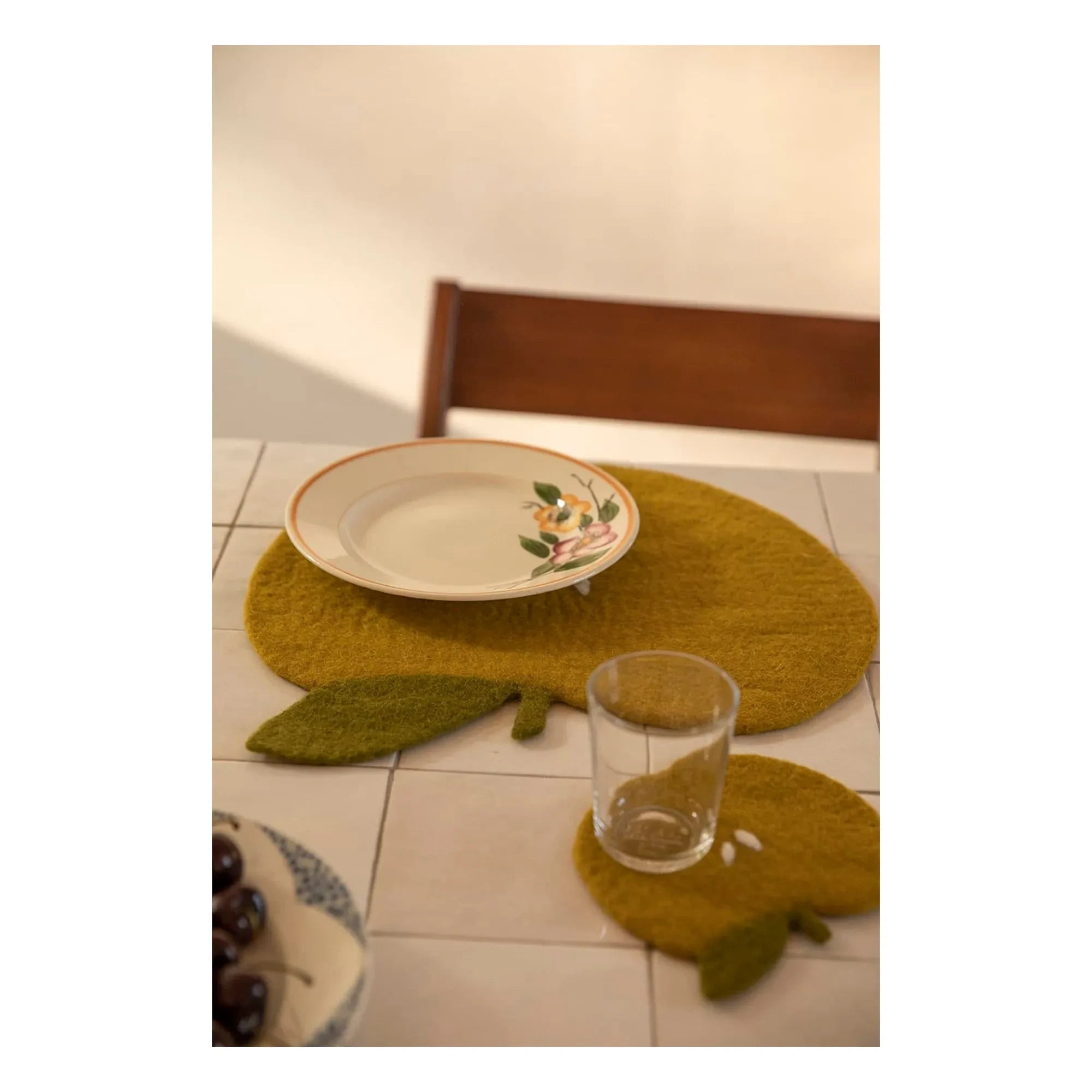 Muskhane - Filz Apple Platzset | Pistaziengrün