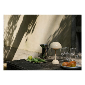 & Tradition - Flowerpot VP9 Tischlampe, Verner Panton | Elfenbein