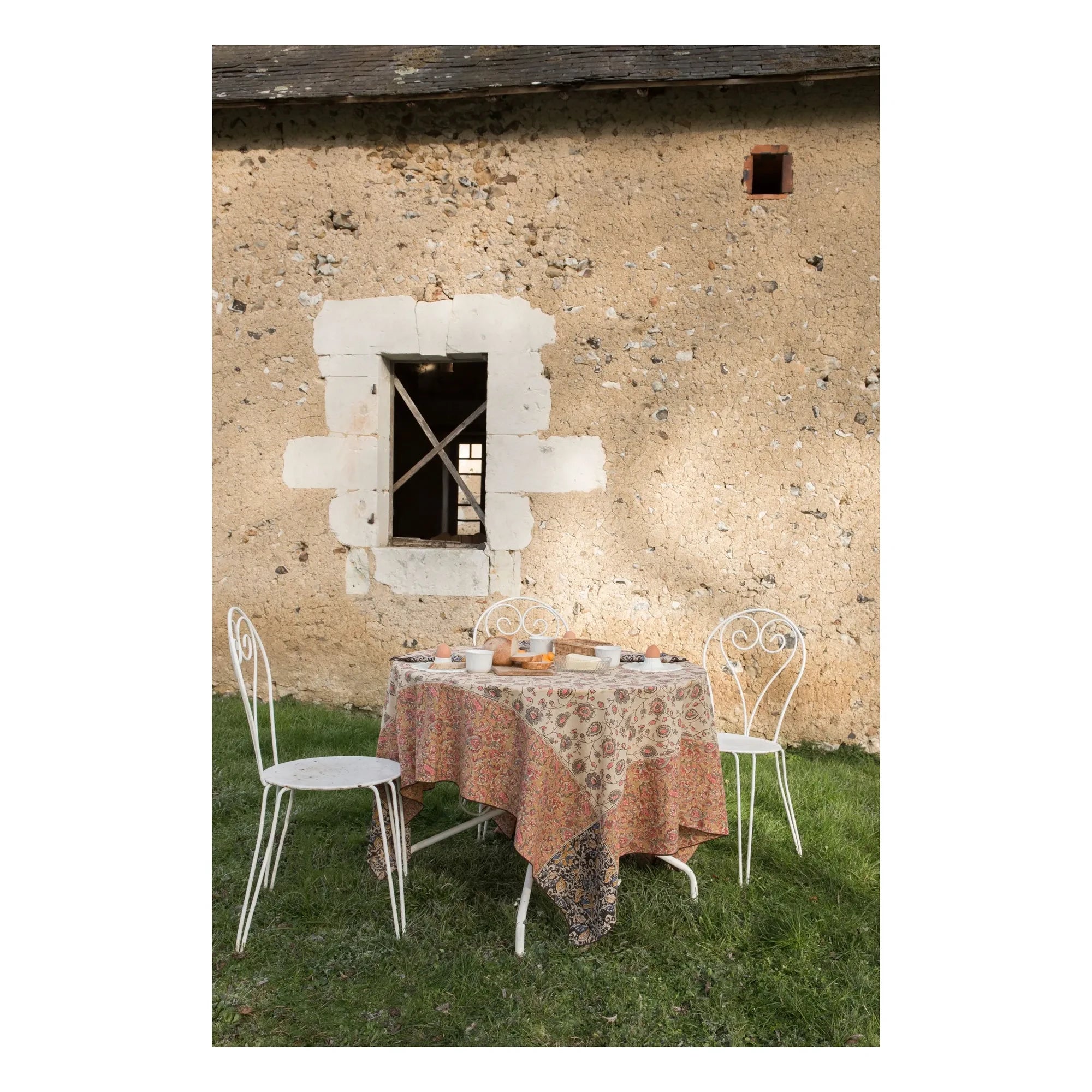 Louise Misha - Bio-Baumwolle Carla Tischdecke | Creme