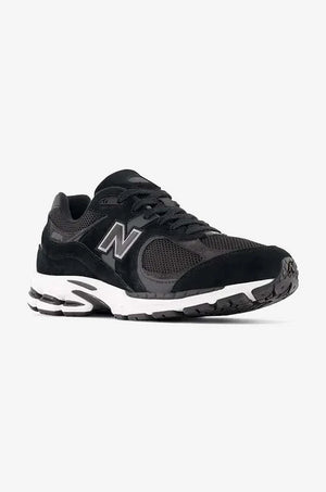 New Balance M2002 Sneaker