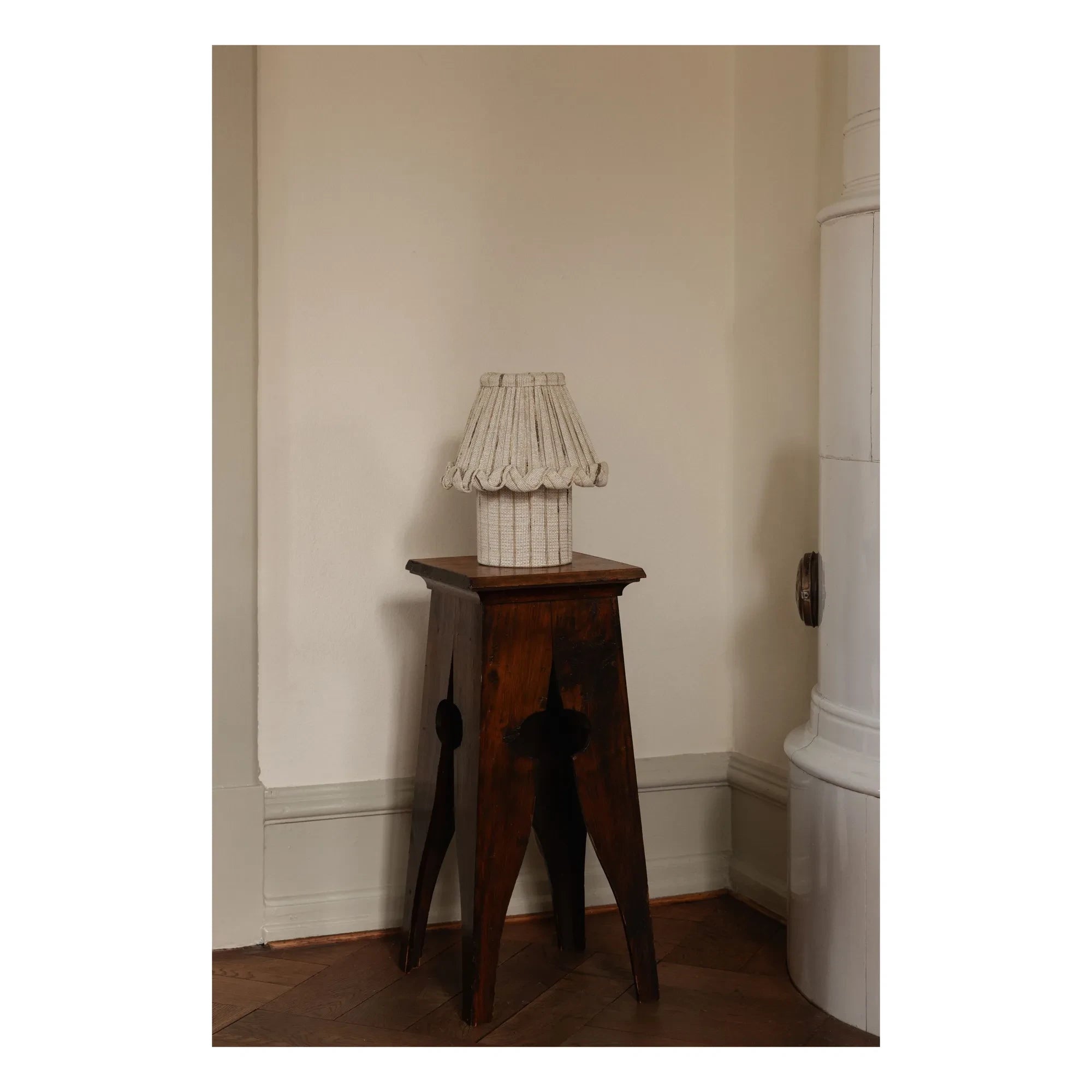 Olsson & Jensen - Shiva Leinen-Tischleuchte | Creme