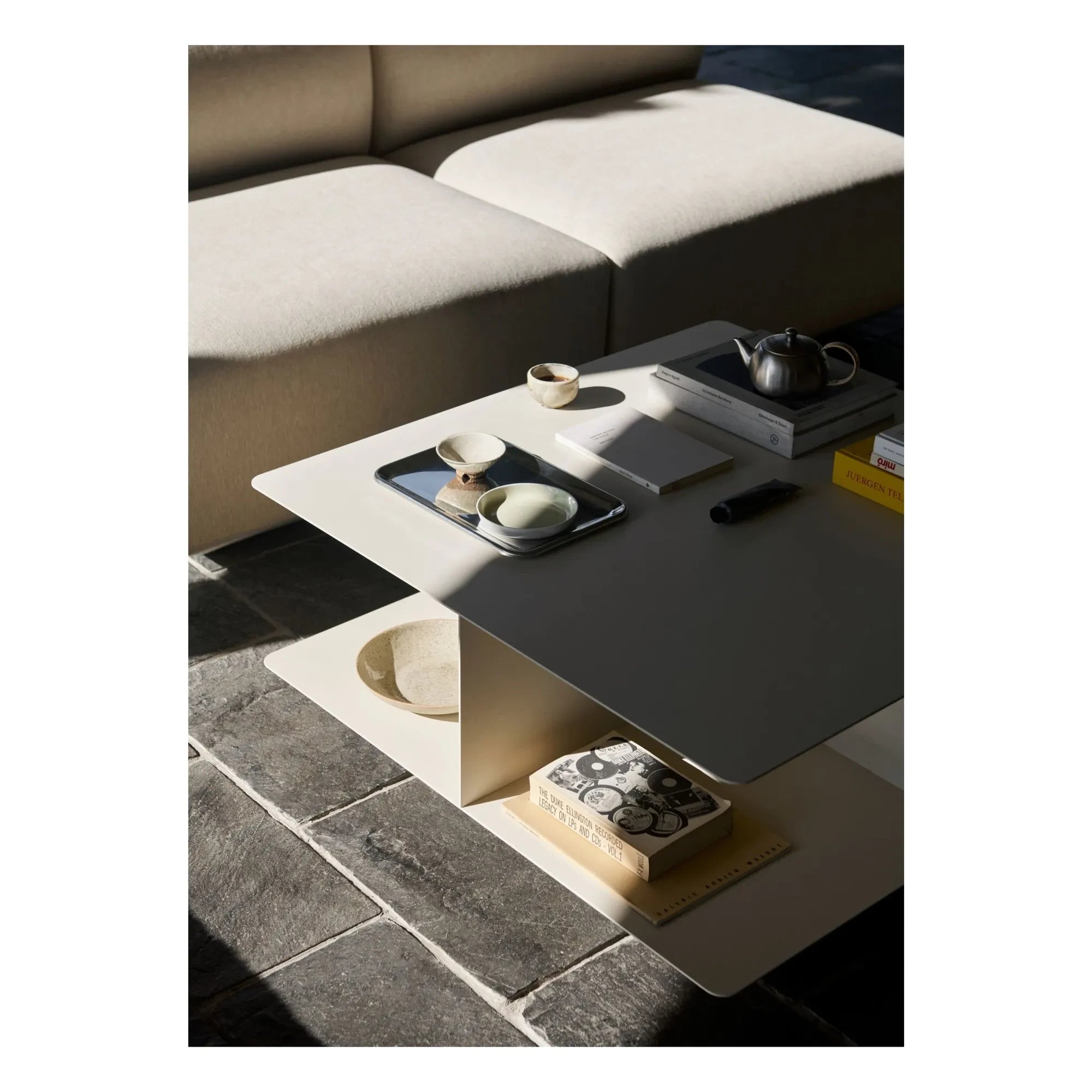& Tradition - Develius EV3 Couchtisch, Edward van Vliet | Ivory