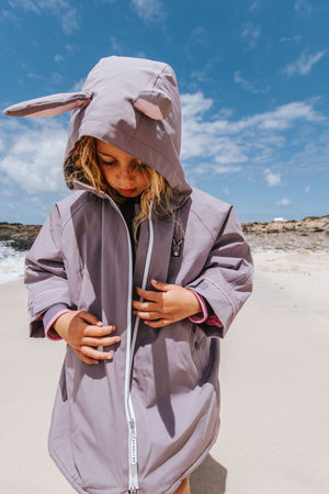 Roarsome - Hop the Bunny - Çocuklar İçin Dış Mekan Değişim Bornozu
