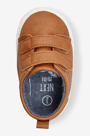 Als nächstes – Coole Babyschuhe mit zwei Streifen – 18–24 Monate