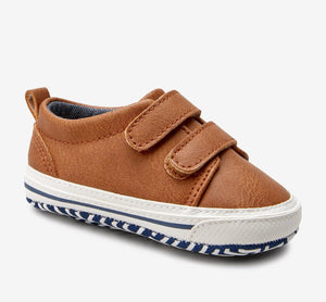 Als nächstes – Coole Babyschuhe mit zwei Streifen – 18–24 Monate