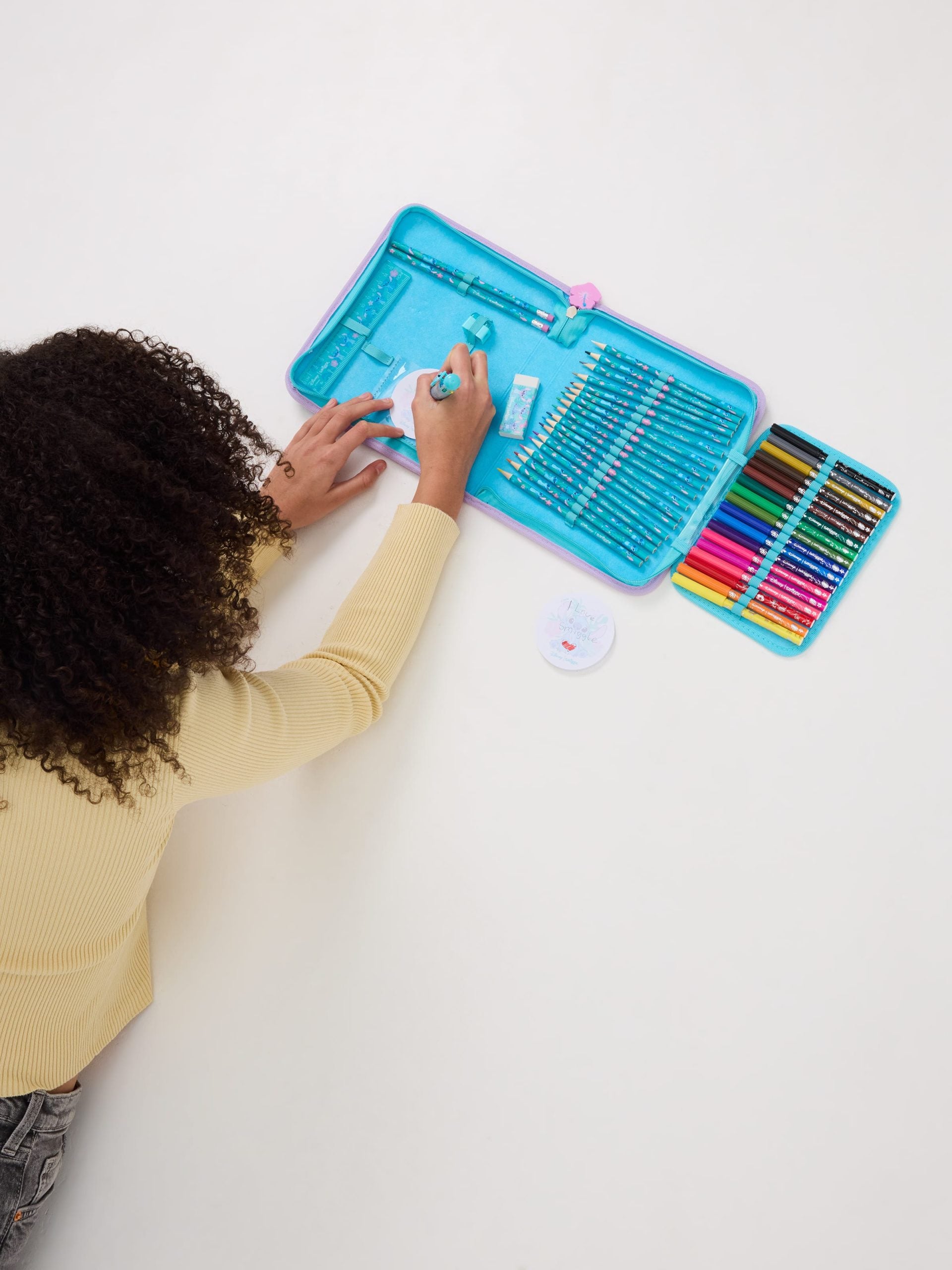 Smiggle - Stitch Kırtasiye Seti ve Kalem Kutusu