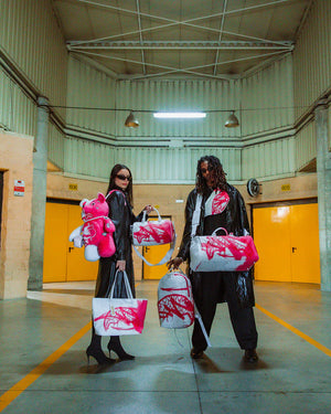 Sprayground - Storm Rosa Weiß Hand- und Umhängetasche