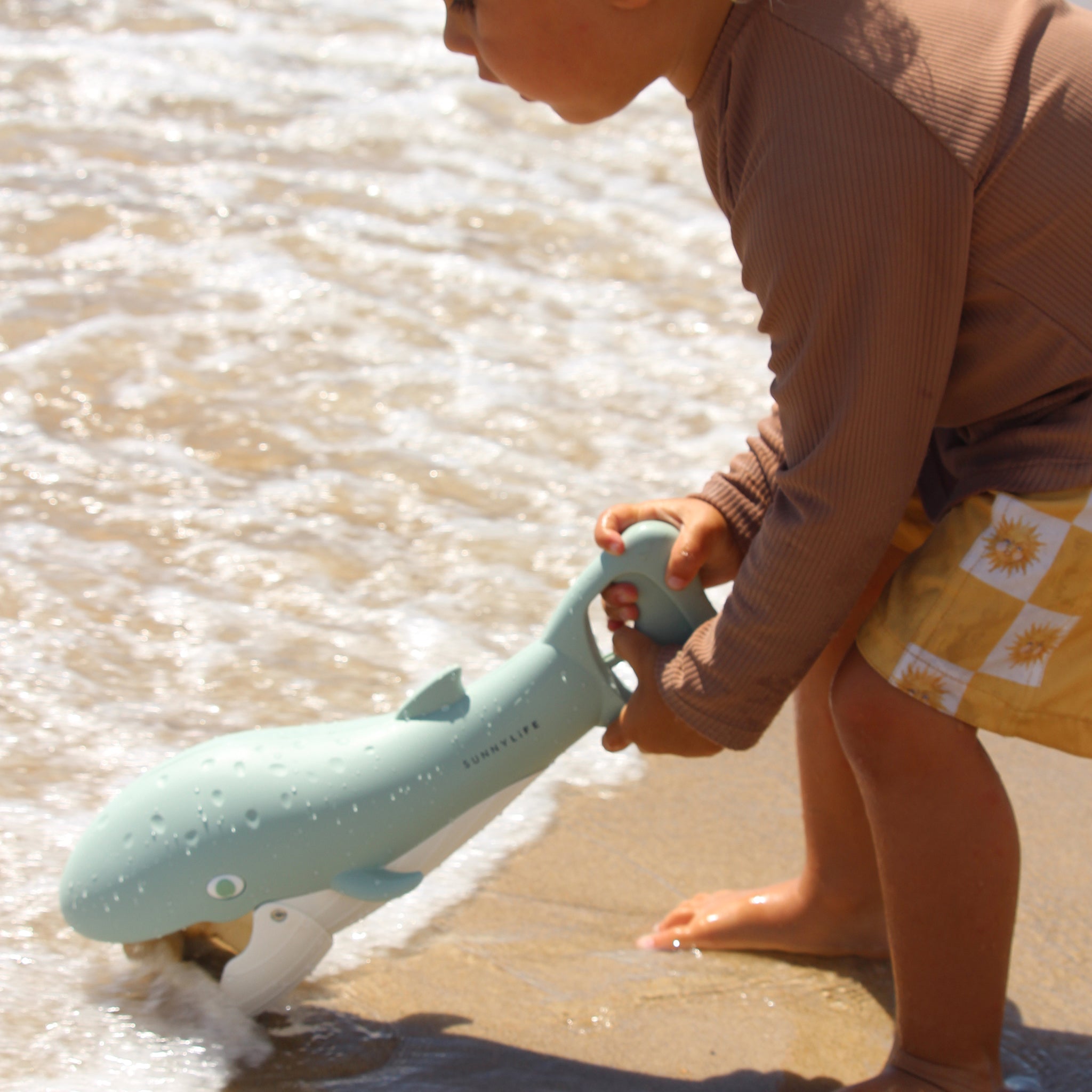 Sunnylife - Whale Green Sandspielzeug