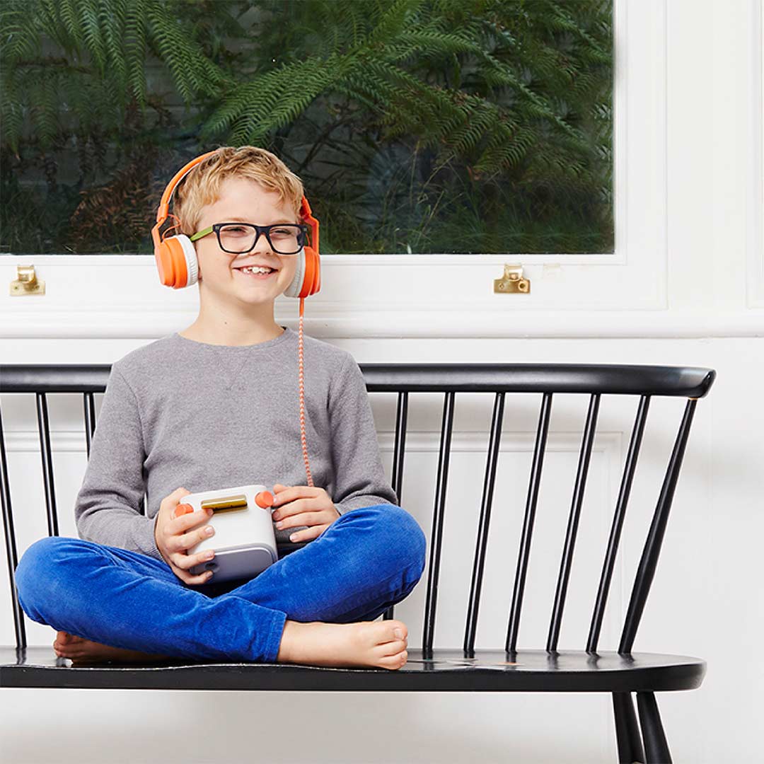 Yoto – Kinder-Ohrenkopfhörer mit orangefarbenem Kabel