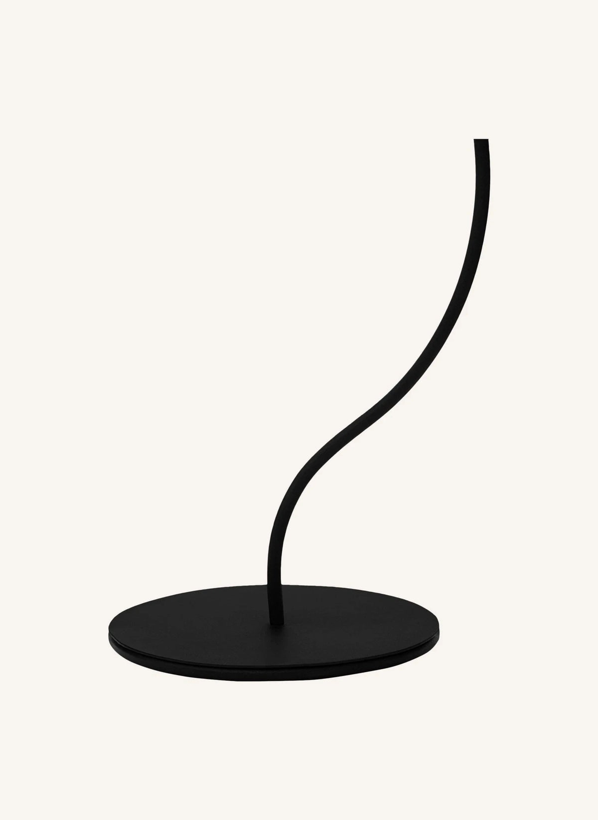Honoré - Kaa Metall- und Raffia-Bodenlampe | Schwarz