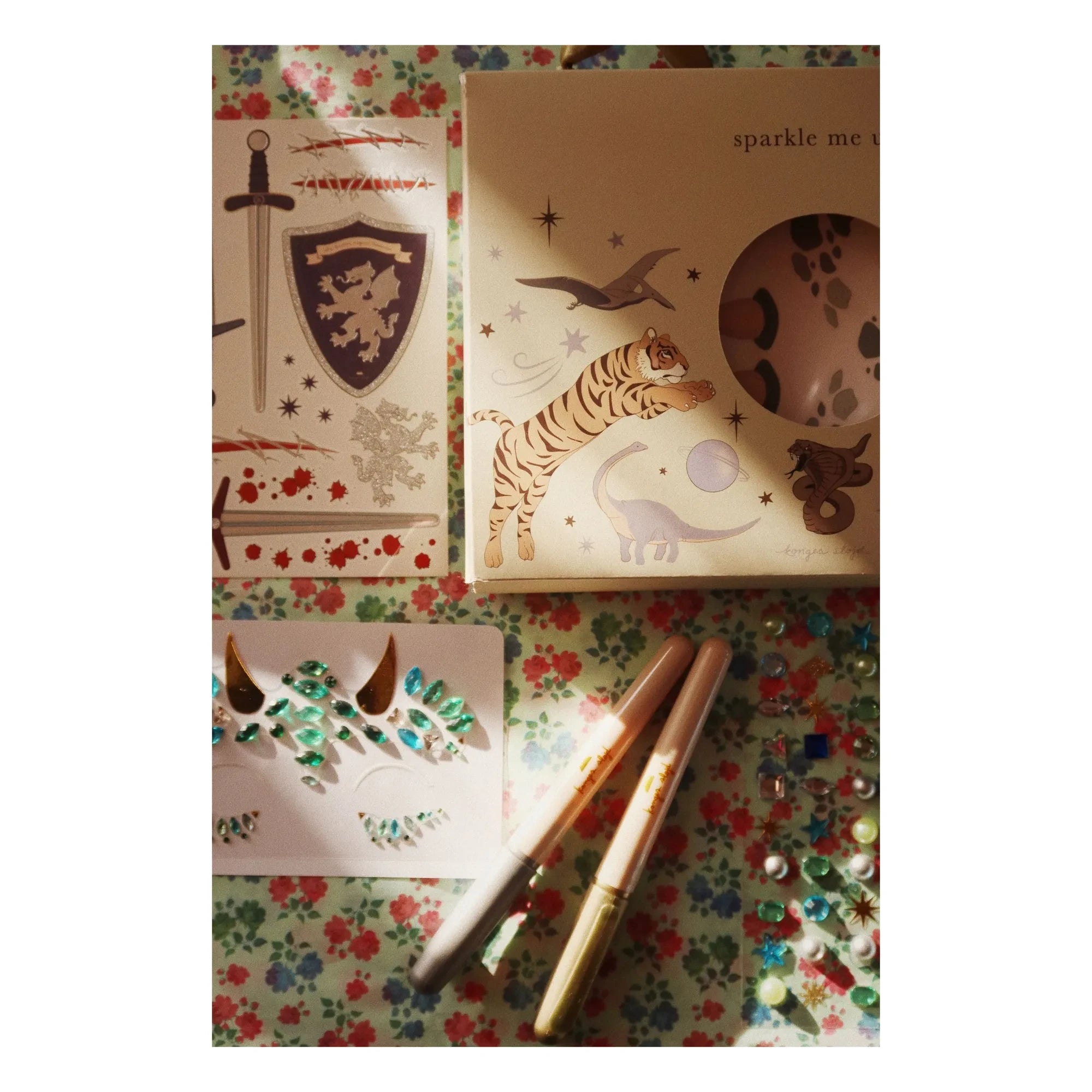 Konges Sløjd - Temporäre Tattoos und Gesichtsschmuck Set | Grün