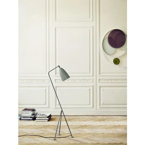 Gubi - Gräshoppa Lampe, Greta M. Grossman 1947 | Grau